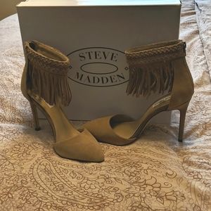 Steve Madden suede heels with fringe detail